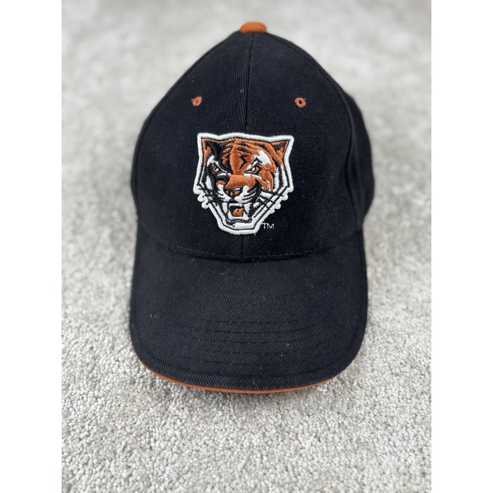 Steve & Barry's Buffalo State Bengals Black And Orange Adjustable Cap